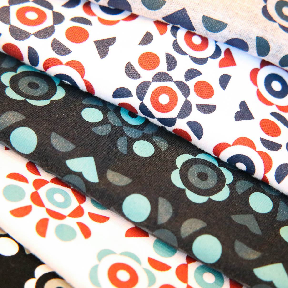 panske bavlnene tricka s kratkym rukavom s ludovym vzorom podpolanie