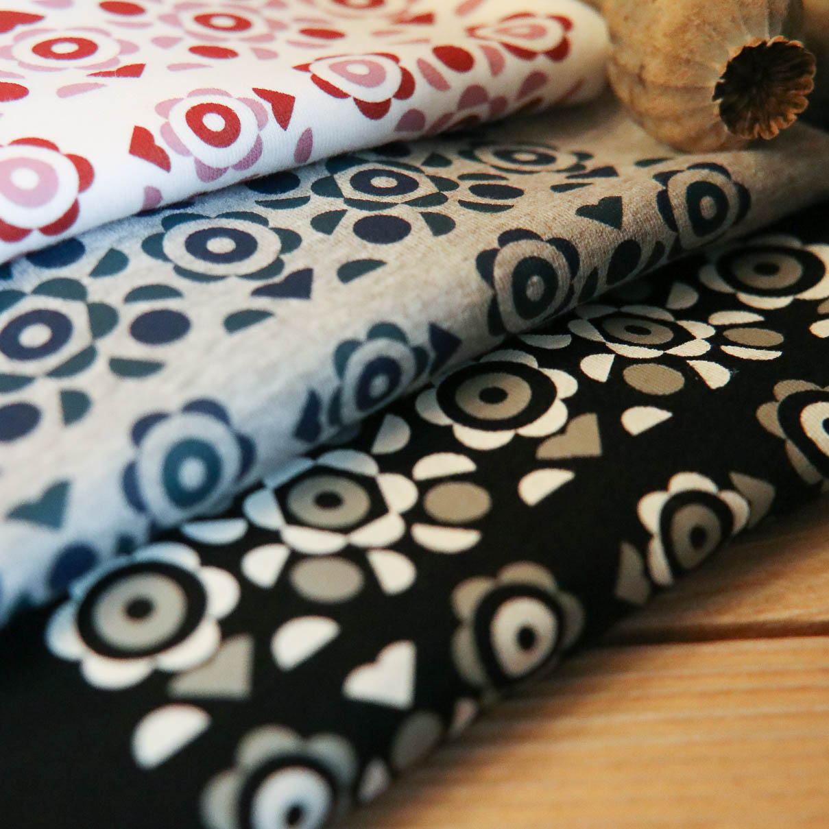 detske bavlnene tricko s ludovym vzorom podpolanie detske bavlnene tricko s ludovym vzorom podpolanie