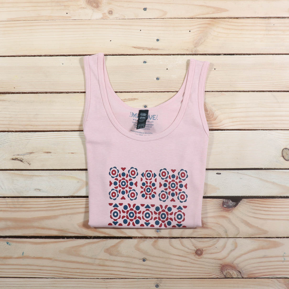 damske tielko ruzove s folklornym vzorom damske tielko ruzove s folklornym vzorom