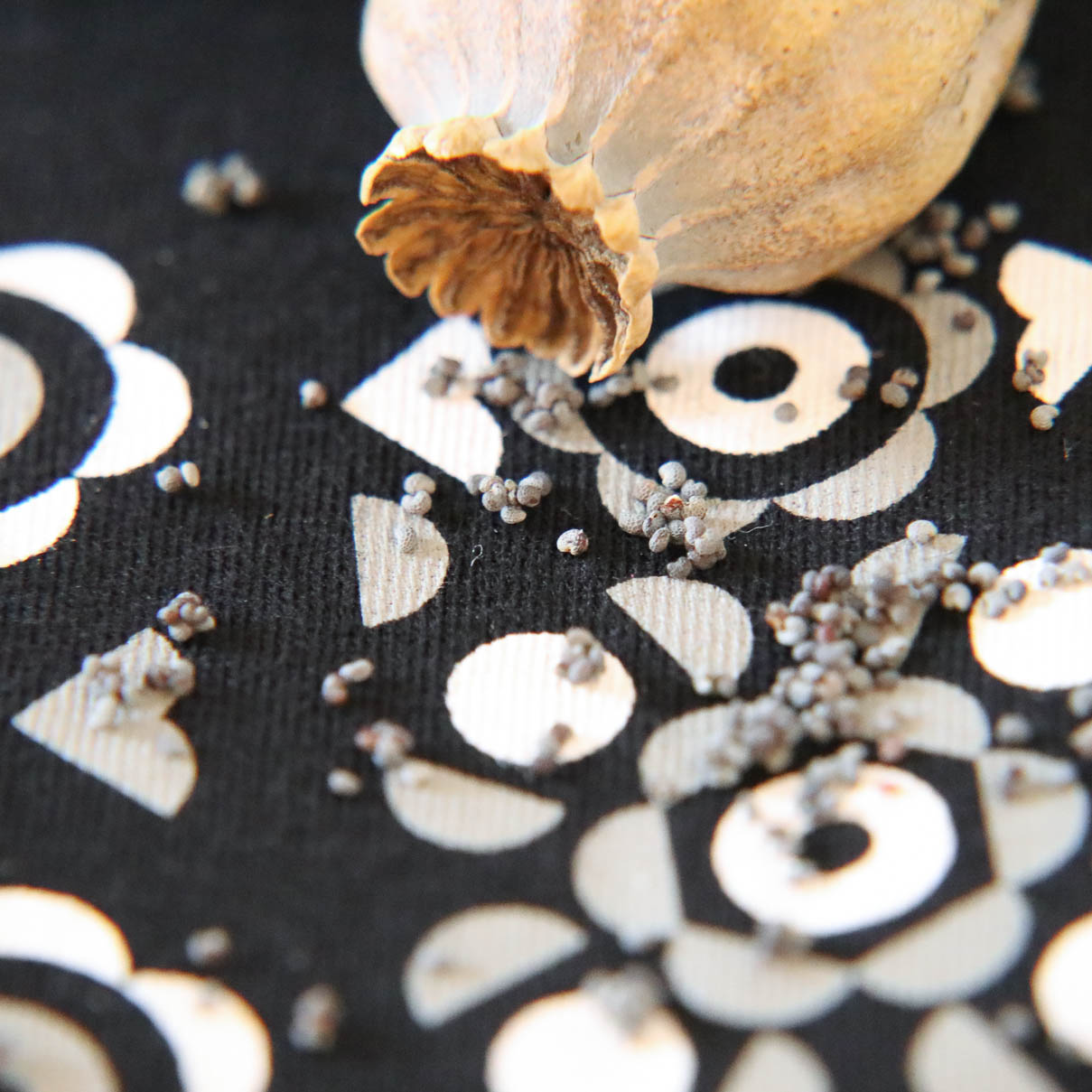 cierne tielko folklorne cierne tielko folklorne